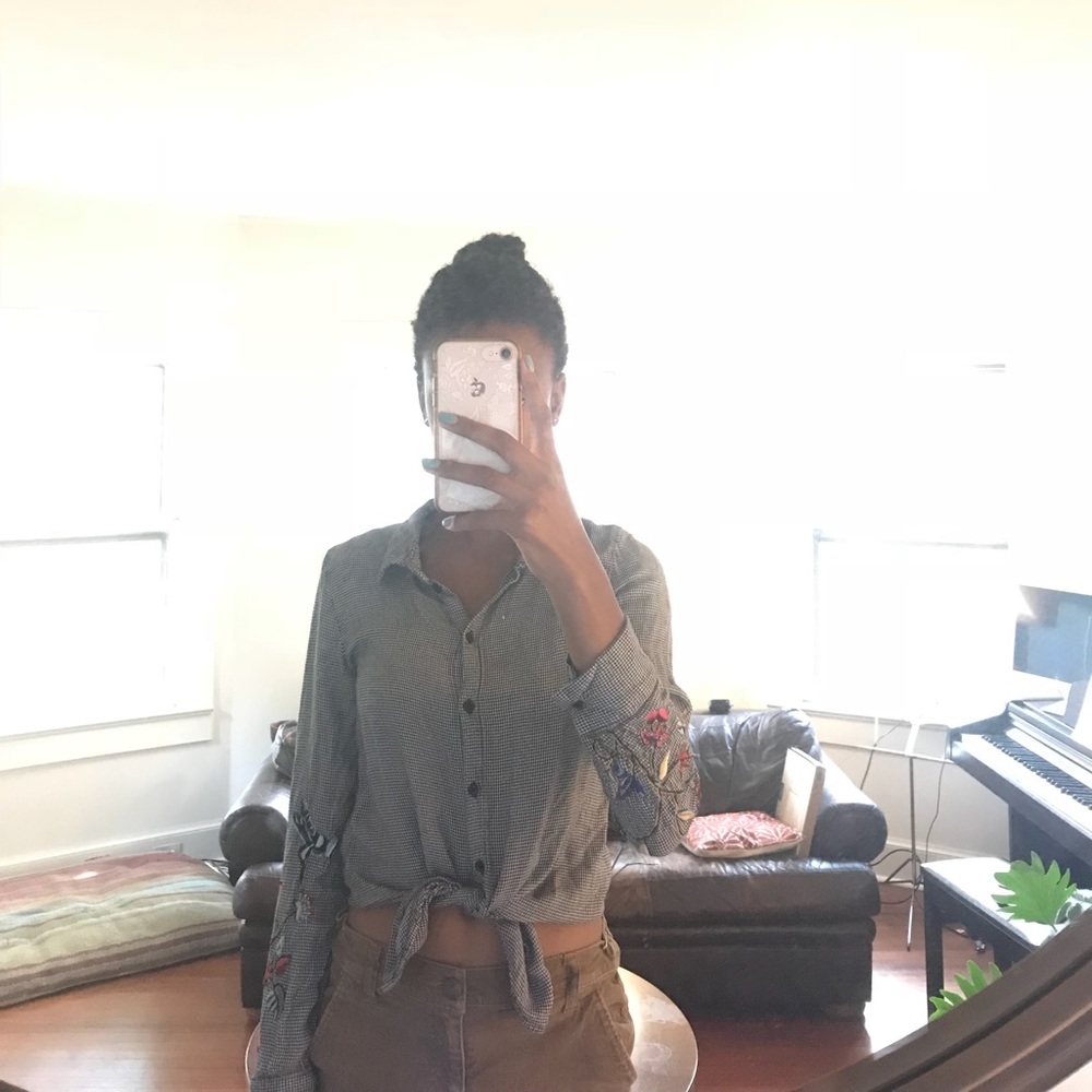 H&M women’s shirt